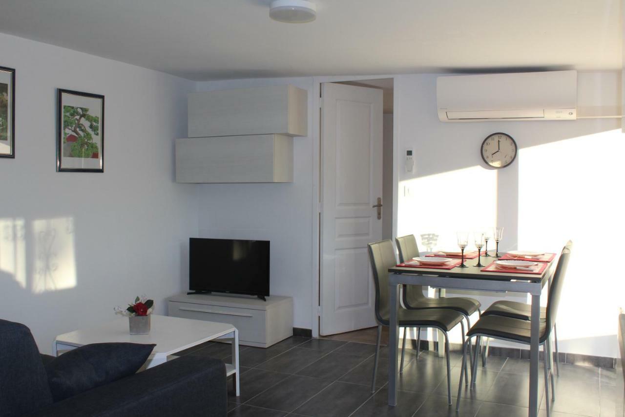 Charmante A 15 Min De Avec Piscine Apartment *